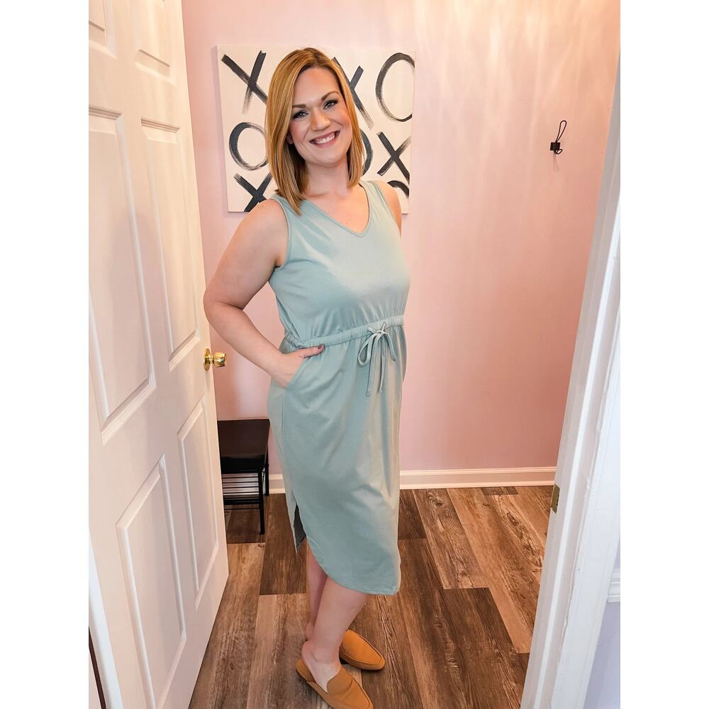 Dusty Green V-Neck Drawstring Sleeveless Midi Dress - Picture 5 of 9